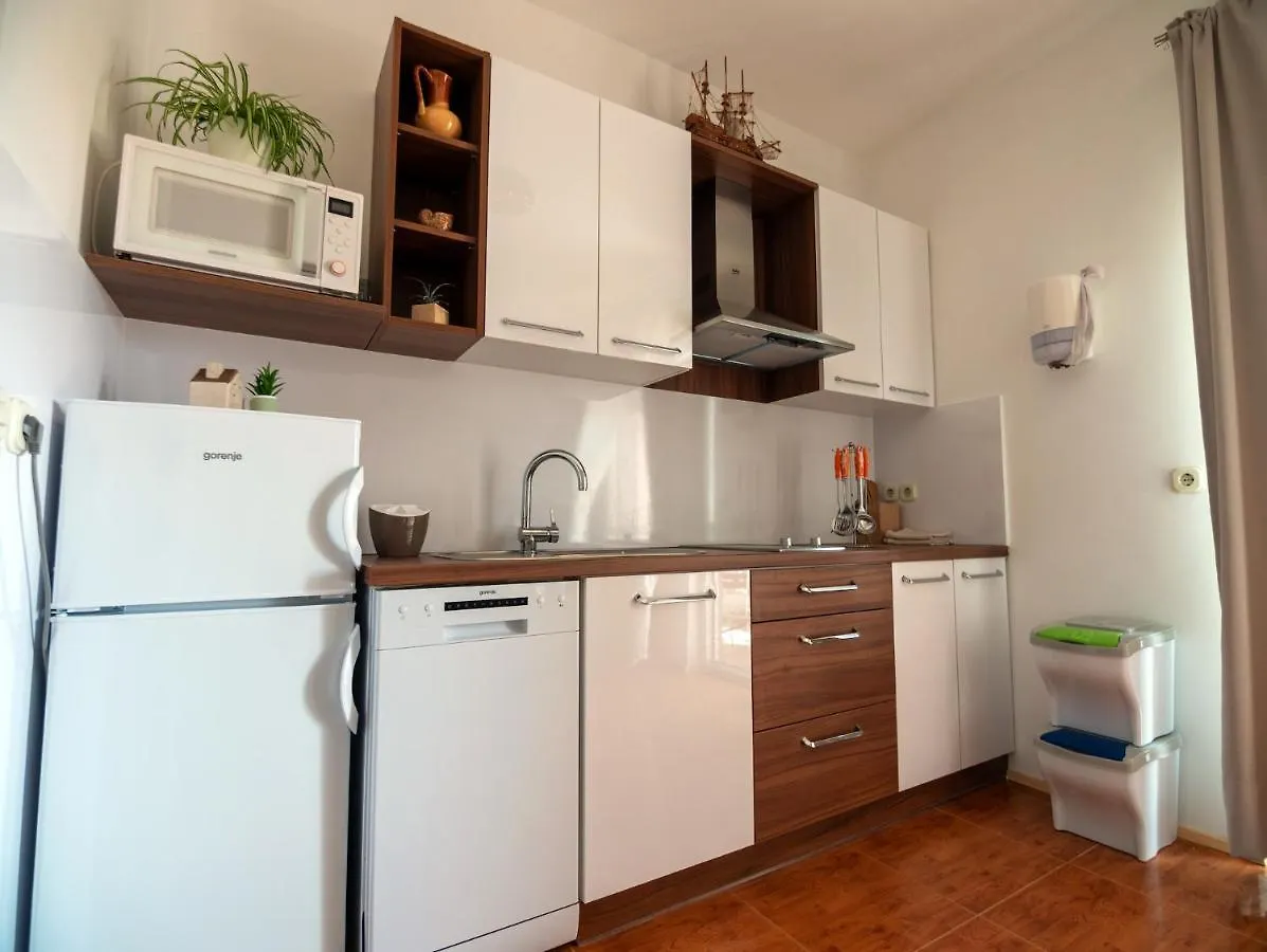 Apartments For Families With Children Lopar, Rab - 20830  Lopar