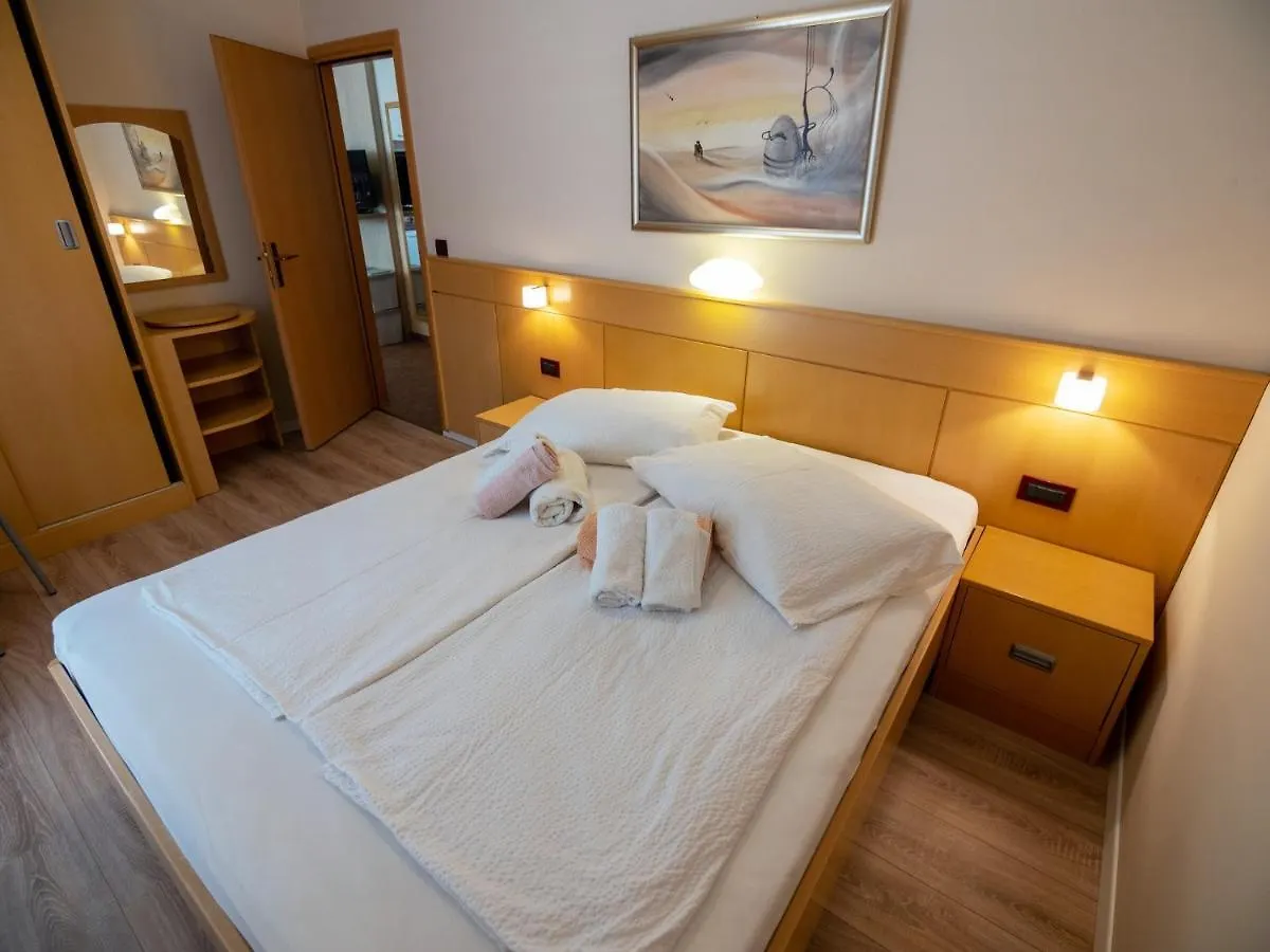 Apartments For Families With Children Lopar, Rab - 20830